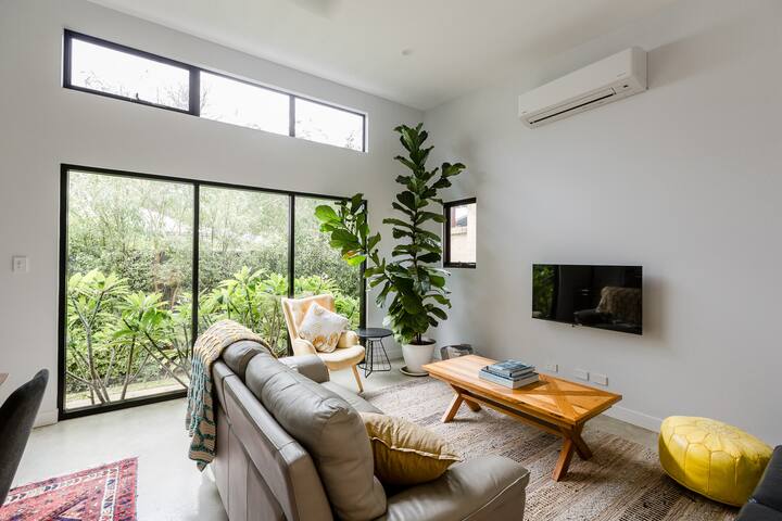 Karri Keep – 3 Bedrooms 3 Bathrooms Town House gallery image 2