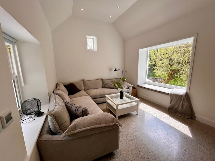 River Cottage Retreat~sauna~cold Plunge~waterfall - Ireland