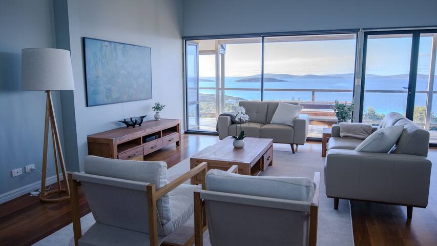 The Vista – a coastal retreat at Goode Beach gallery image 2