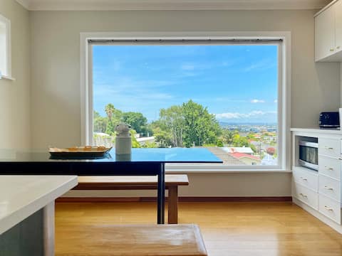 Renovated Hillview Lodge