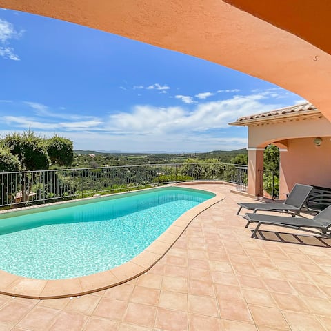 Villa 15 min from the beaches, Wi-Fi, air conditioning, sea view