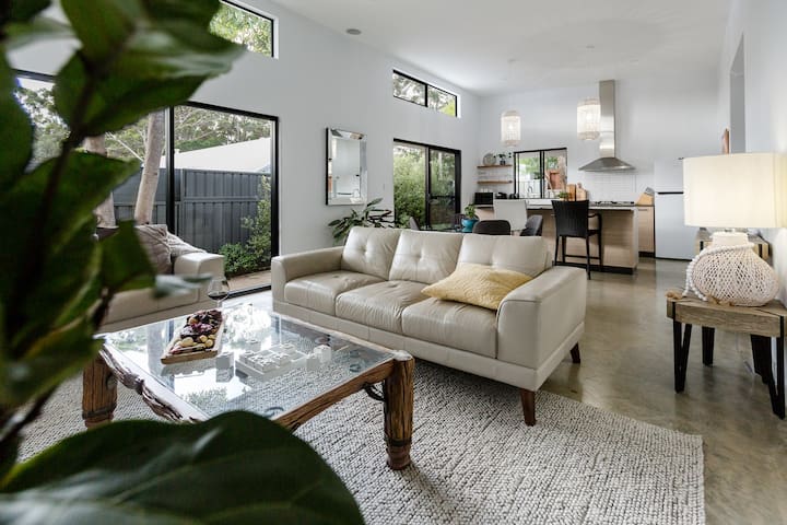 Peppi Place – 2 Bedrooms 2 Bathrooms Townhouse