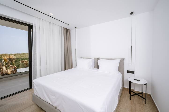 Villa Eugenia | 3BD Luxury Villa by Temma Villas gallery image 4