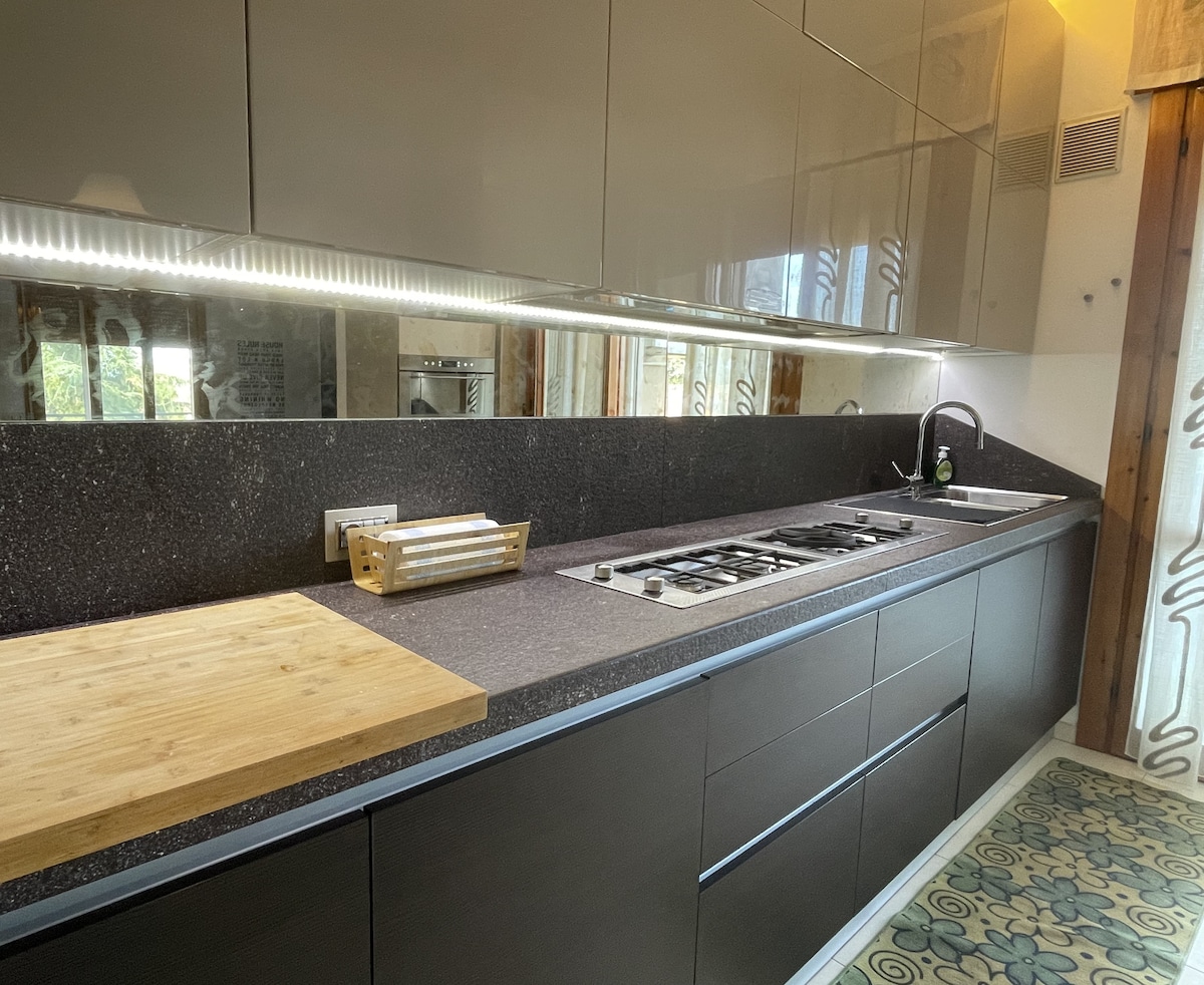 Top Airbnb: 120 sqm available between Park and Center in Forli' Cesena