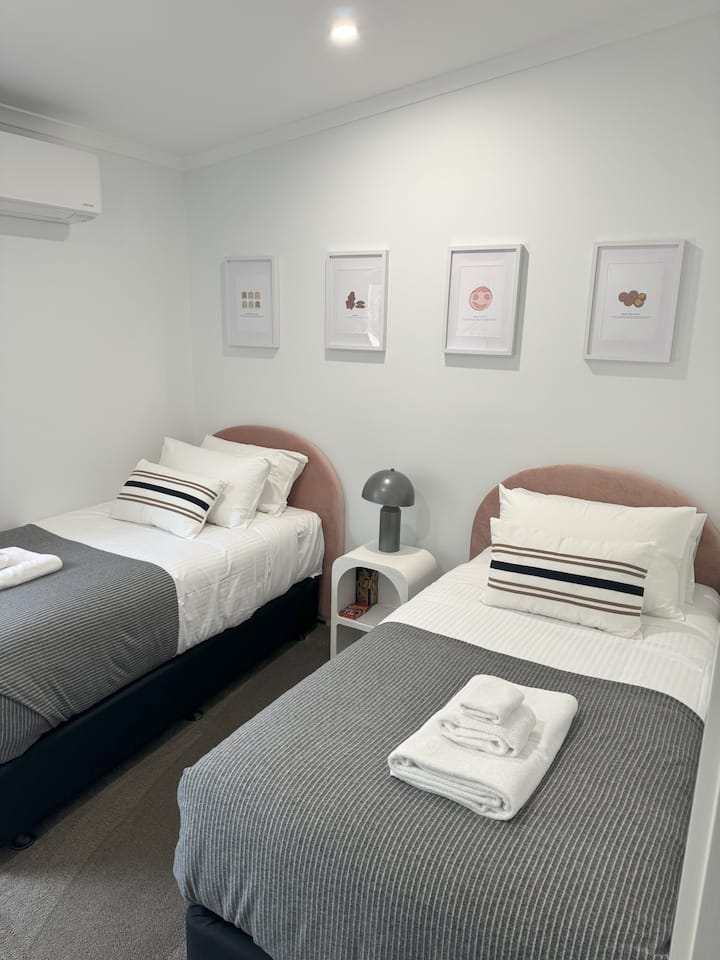 Zrub so 4 spálňami 2