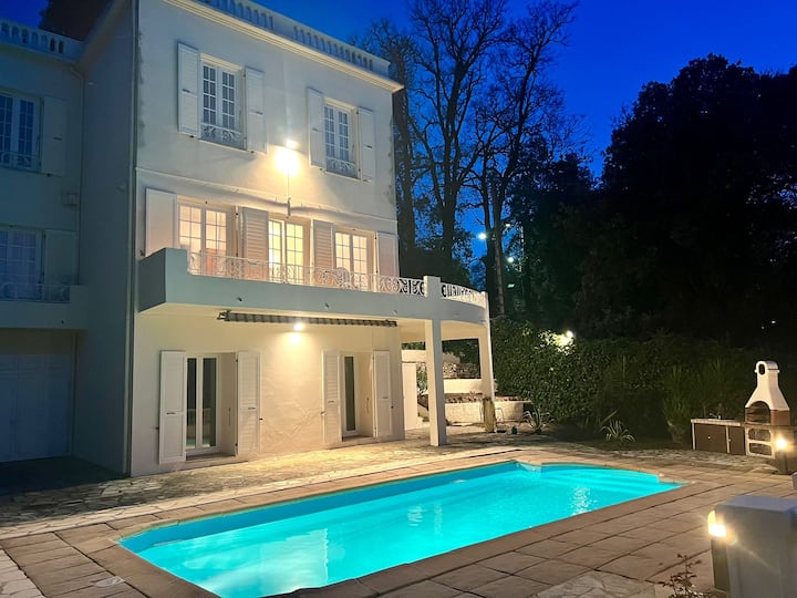 Amazing View Villa For Holidays - Antibes