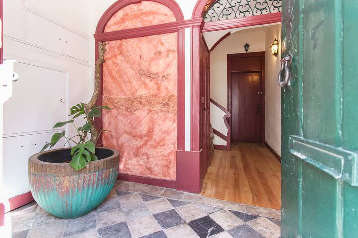 Dom Dinis Terrace gallery image 2