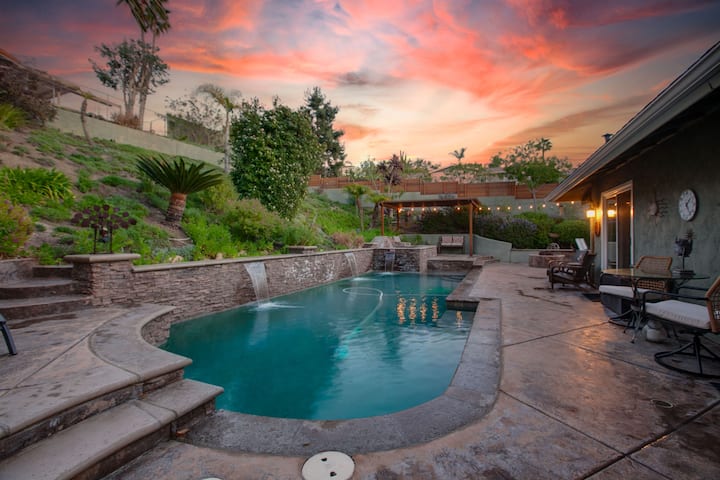 Zen Tropical Pool House - Encinitas, CA
