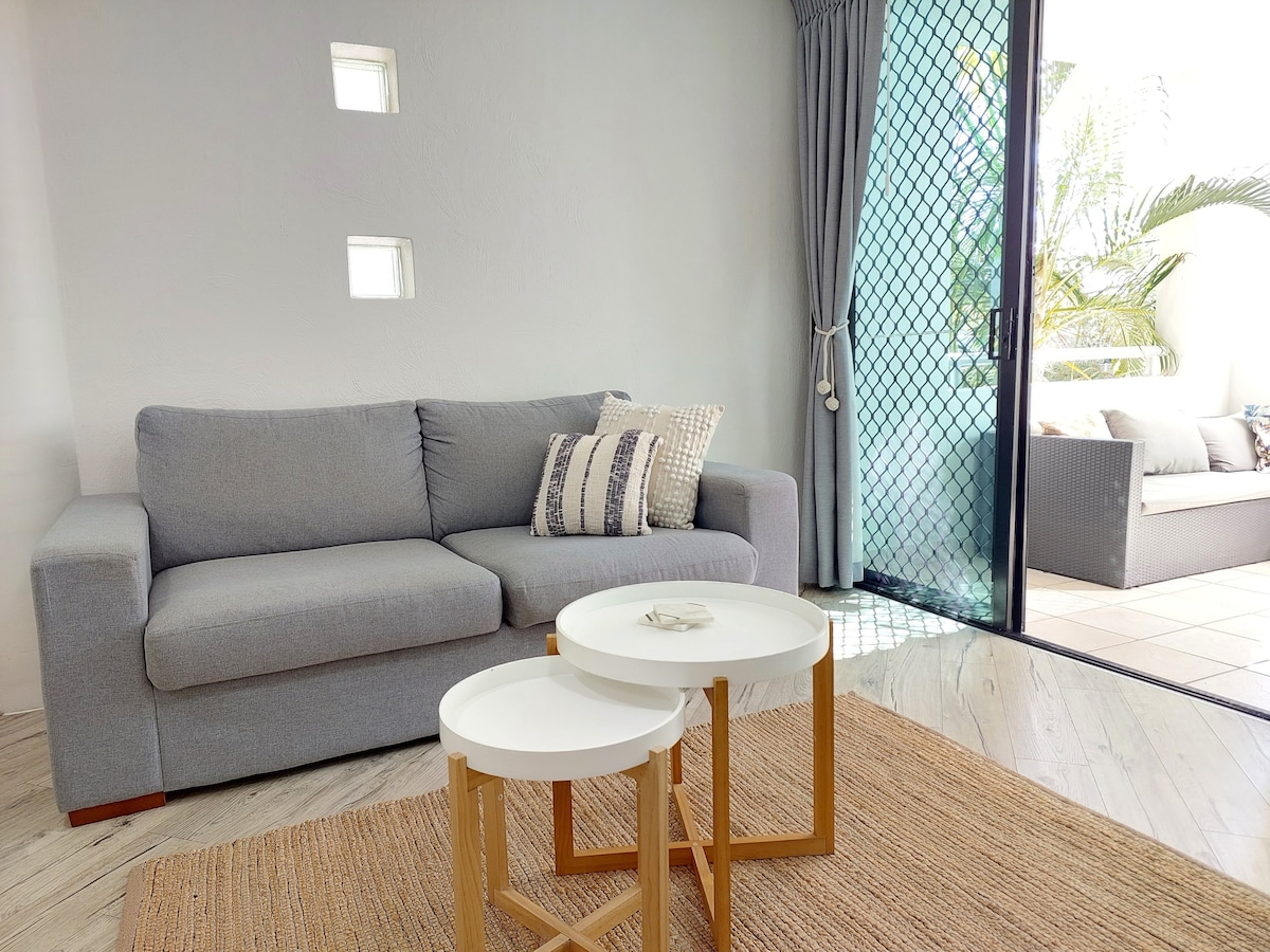 Successful Airbnb property: Walk to beach and shops in Mooloolaba! in Mooloolaba