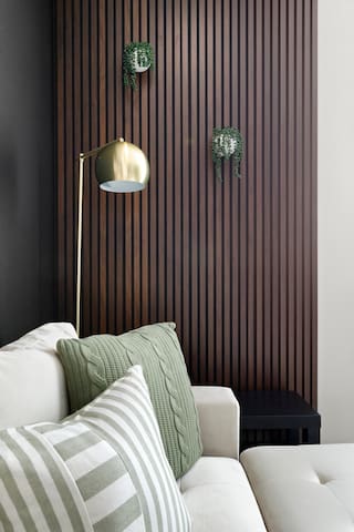 Best Rooftop in Seattle: Space Needle & Lake Views gallery image 4