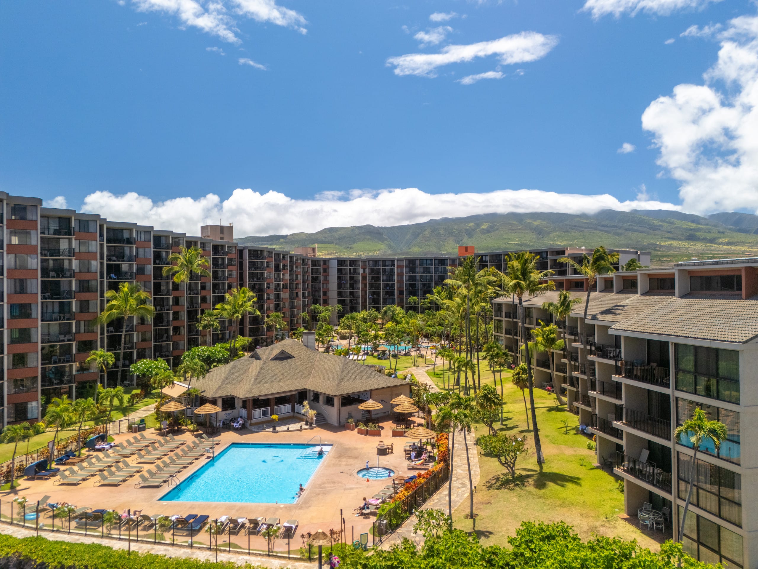 Beachside - Maui Style - Image 22
