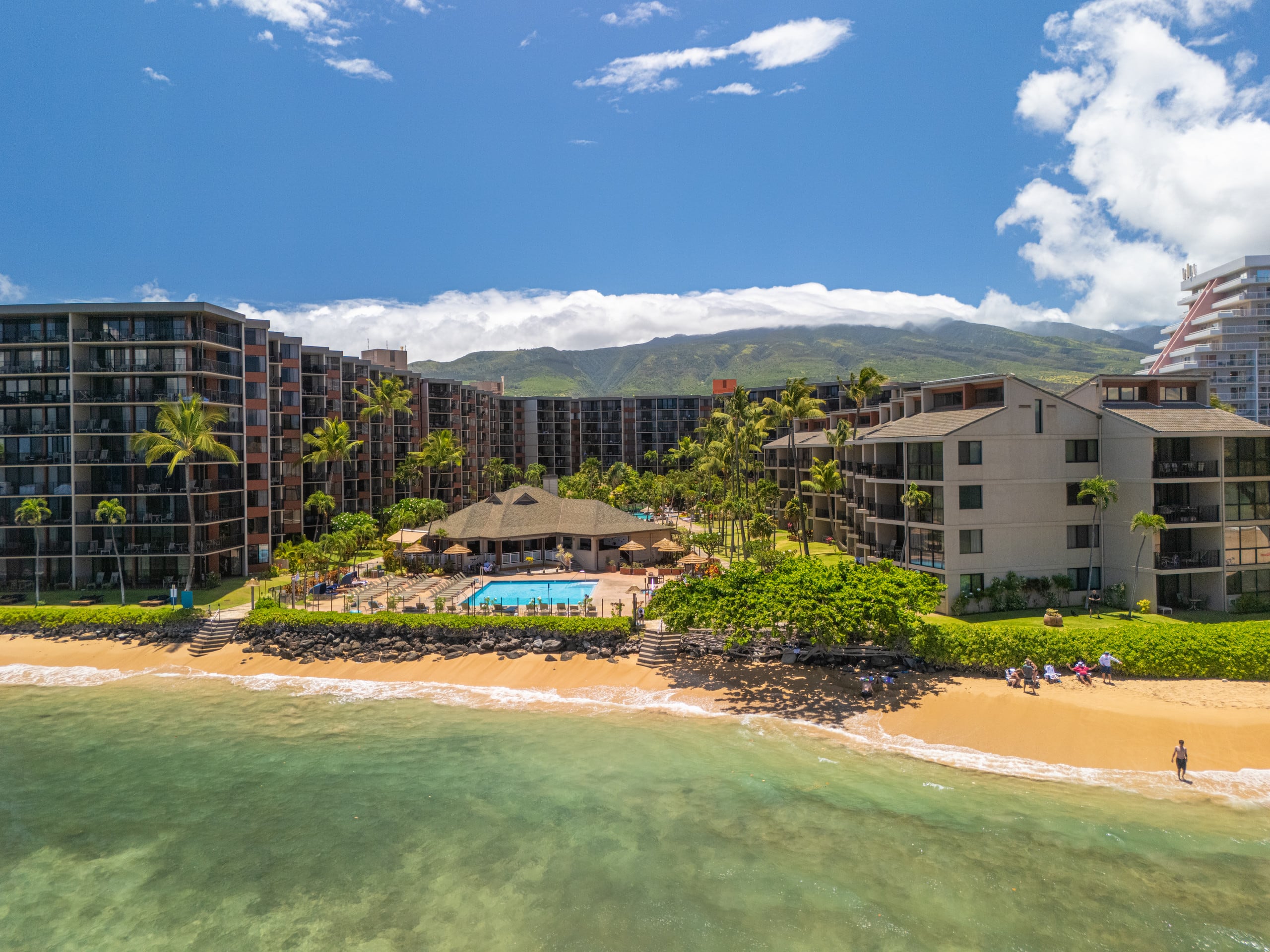 Beachside - Maui Style - Image 33
