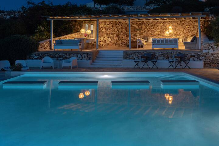 Aegean Elegance : Villa Penelope – Naousa, Paros. gallery image 3
