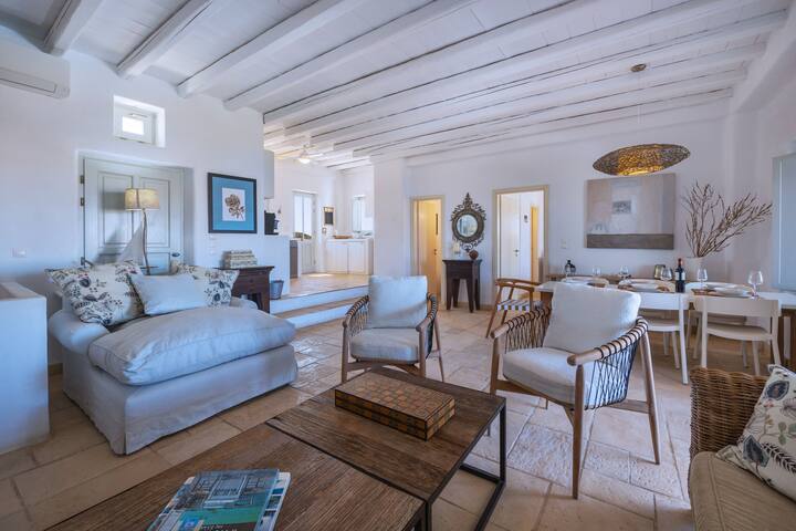 Aegean Elegance : Villa Penelope – Naousa, Paros. gallery image 4