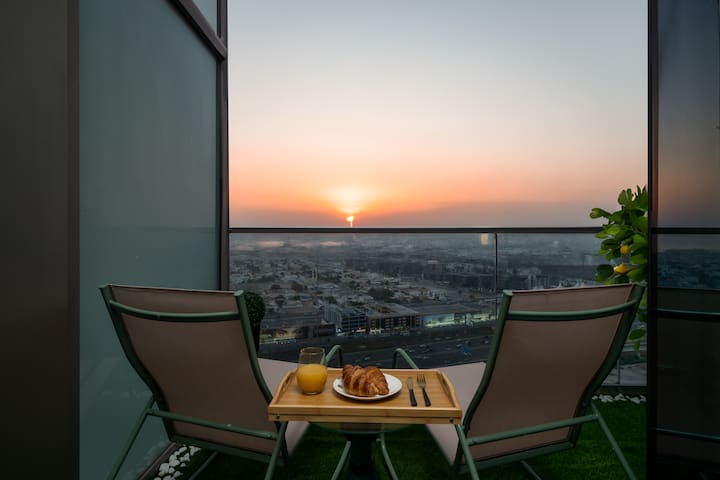 Aurora Vacation Homes Rentals LLC managed Airbnb listing 3