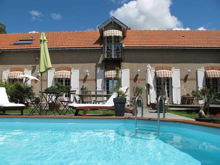 Longère Avec Piscine à Sainte Luce S/loire - Sucé-sur-Erdre