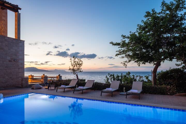 Villa VentoCalmo, seaview luxury gallery image 2