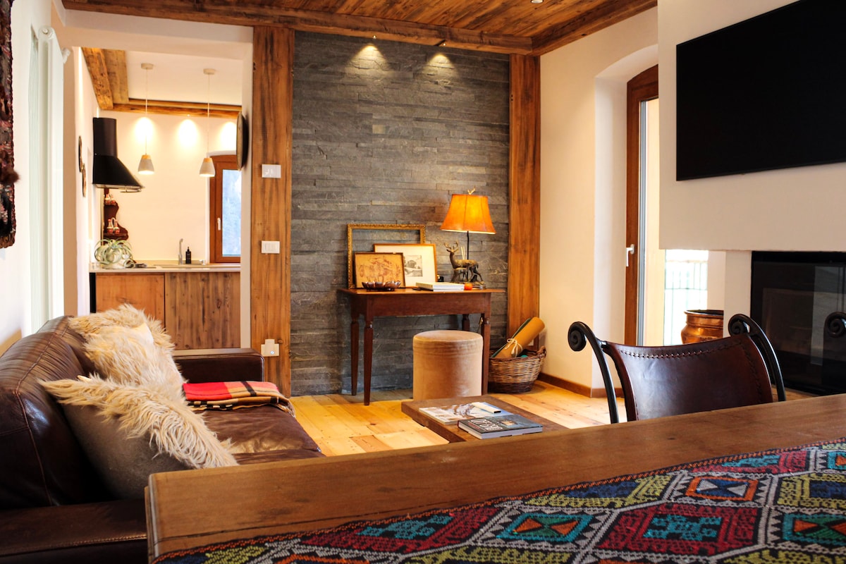 Top performing Airbnb: Modern mountain retreat w/Tre Cime and lake views in Auronzo Di Cadore