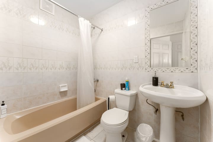 Vibrant Bay Ridge Studio: Close To Everything - 뉴욕, NY