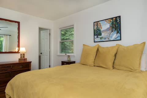 Emerald Lake Lodge - Lakefront - Families - Cozy -