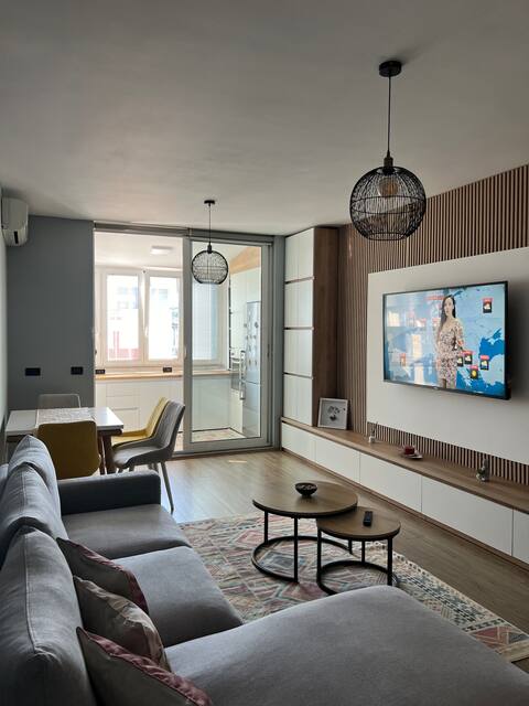 Cozy - Shelter - Apartment -100 mbs wifi