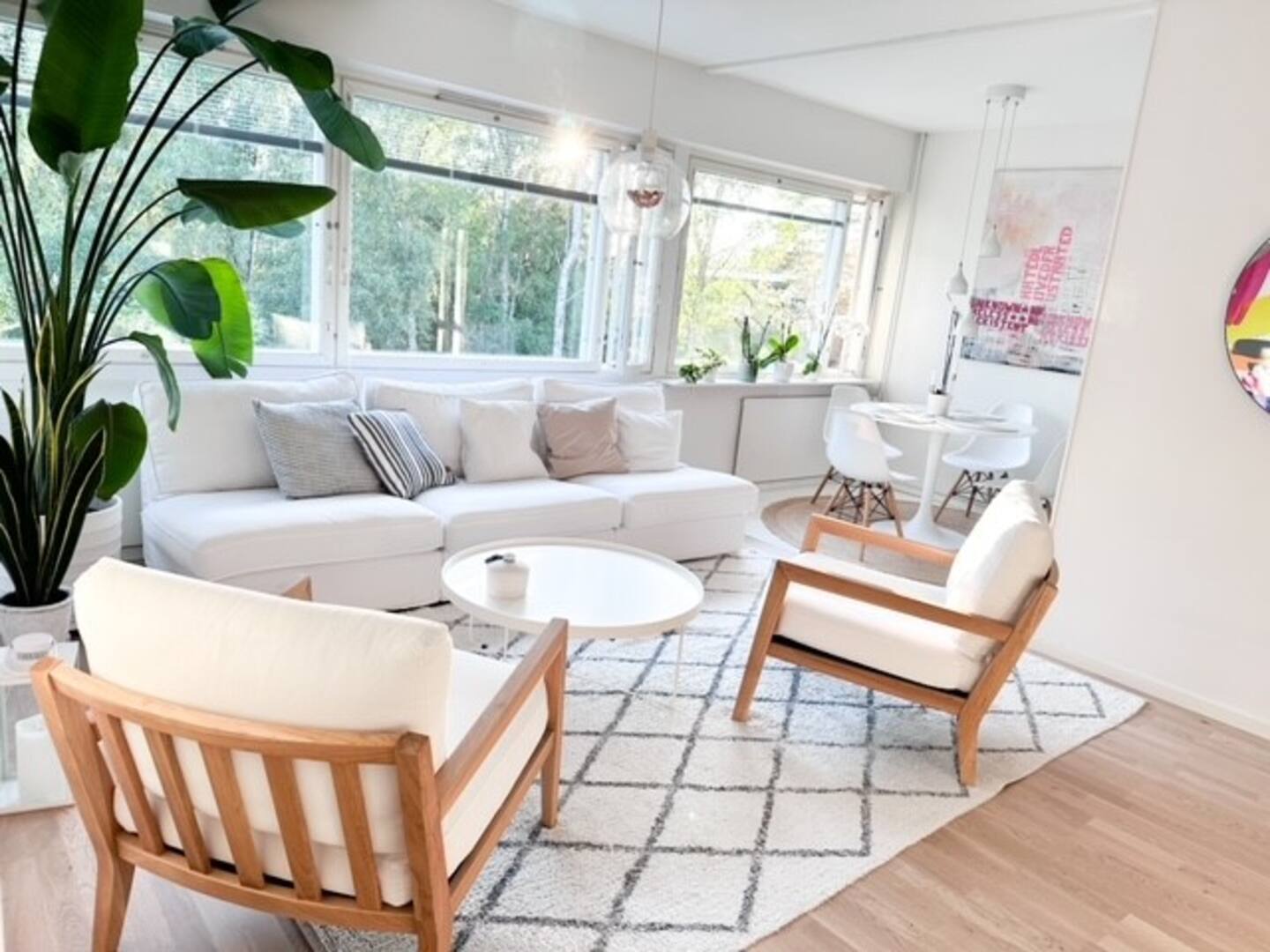Spacious Apartment, Free Parking 2