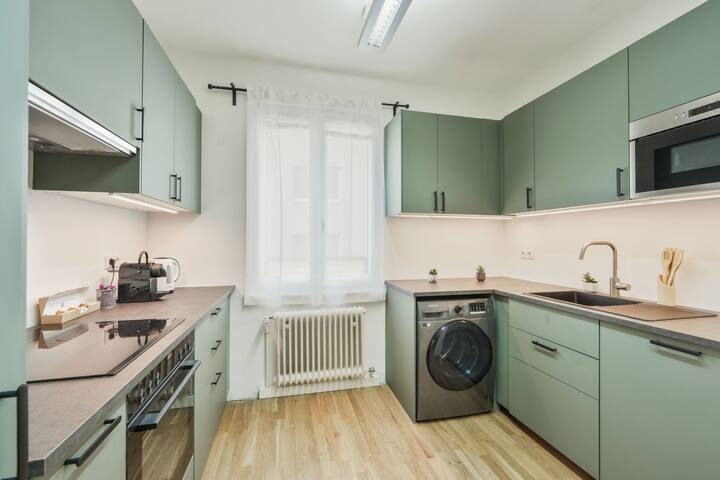 Stephansdom View Big Apartment I Self Check-in gallery image 4