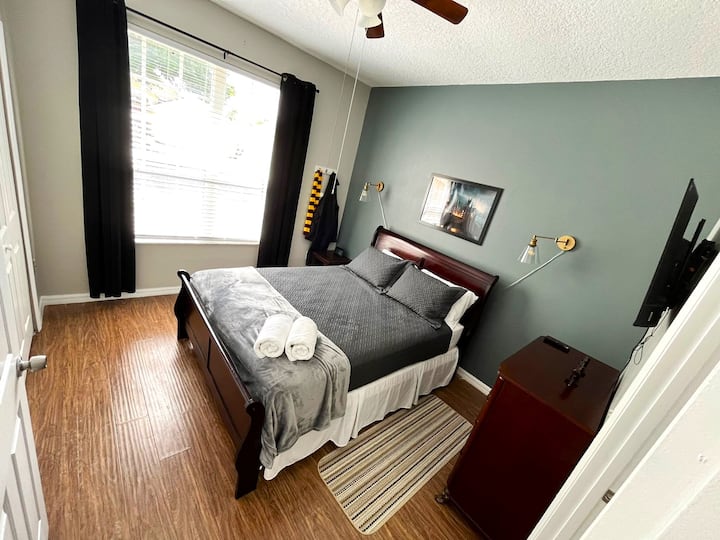 חדרי שינה נוחים - עד 12 אורחים