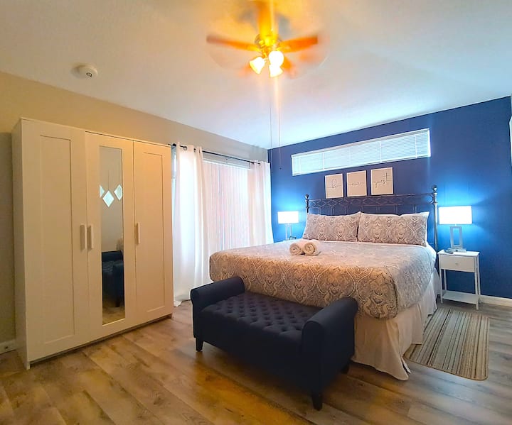 חדרי שינה נוחים - עד 12 אורחים