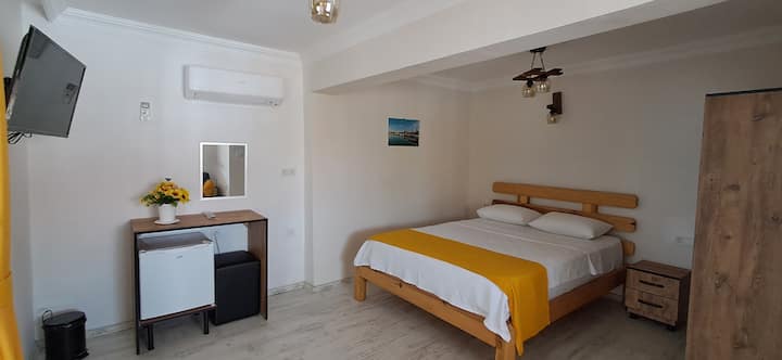 Armola Pansiyon Cafe Oda 4 - Sığacık