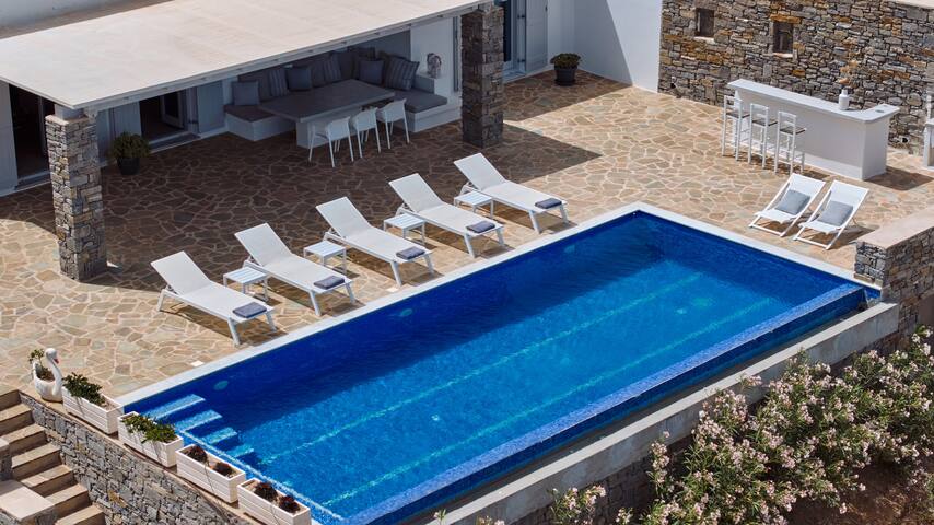 TrueDream Villa, a Mythical SeaView Escape gallery image 4