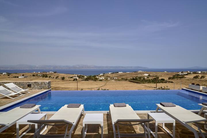 TrueDream Villa, a Mythical SeaView Escape gallery image 5