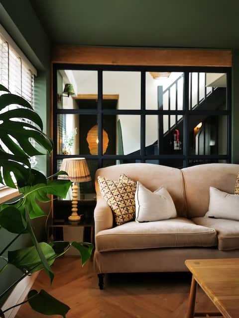 Newly Renovated Architect Designed Home