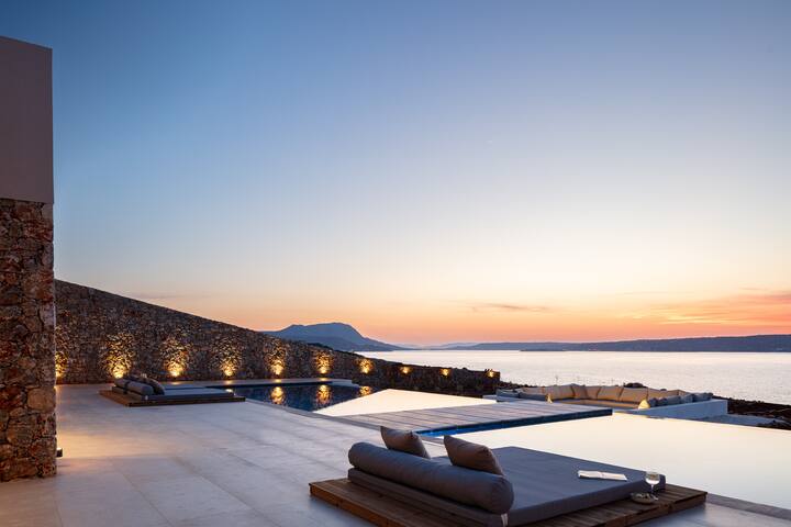 DioNysos Boutique Villa Heated Pool & Sauna gallery image 3