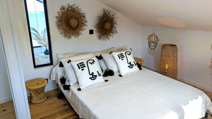 Спална соба 2 на 1 кат / Соба 2 на 1 кат