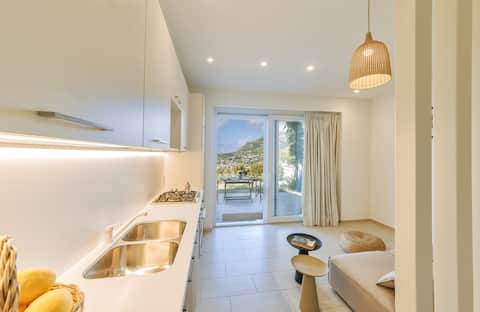 Top Airbnb: Casa Daniele private garden and rooftop terrace in Forio