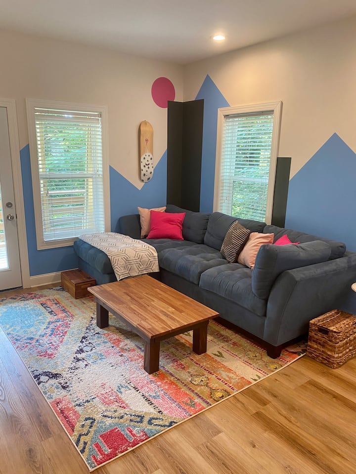 Fun, Walkable North Chatt Home Stay - Lookout Mountain, TN