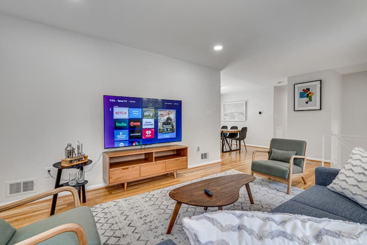 4 Br 3ba 2 Parking King Calverton - Maryland (State)