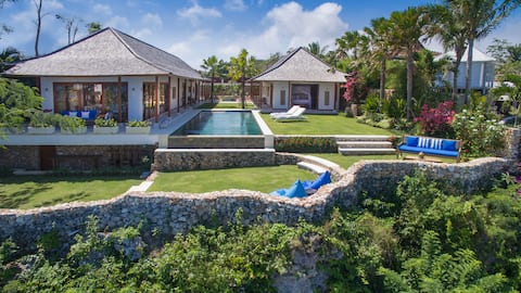 5BR Uluwatu Escape w/ Beach Access & Private Chef