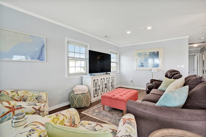 Waterfront Sunsets & Private Dock On Canal - Surf City, NC