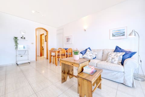 Successful Airbnb property: Jewel of the Sea 4b in Haría