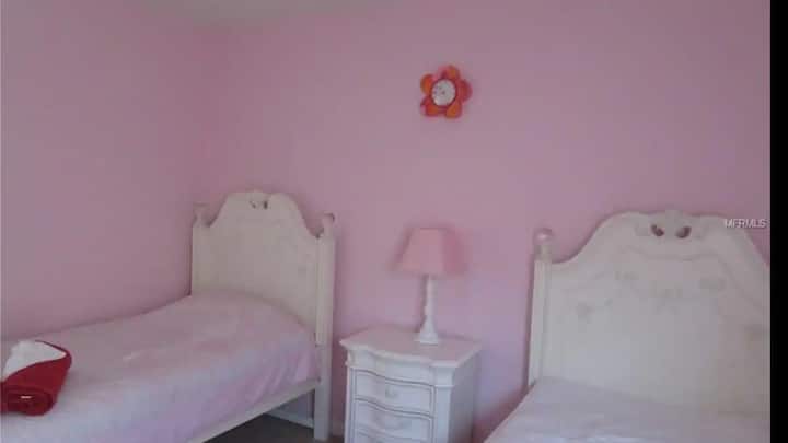 Спална соба 6