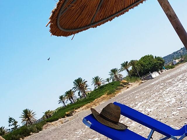 Villa Imerti-PRIVATE HEATED POOL/BEACH/JACUZZI SPA