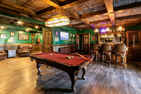 Mountain Retreat, 6000 Sq. Feet of Luxury and Fun