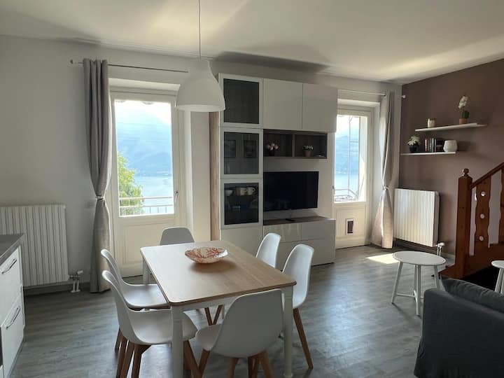 Sunset House: A/c, Vista Unica E Tranquillità - Varenna