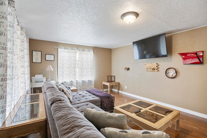#D At Pacific Coast Highway Stays - Depoe Bay, OR