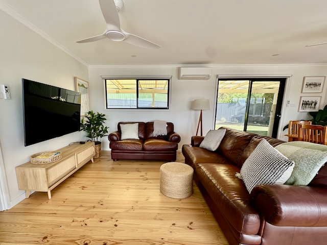 Top Airbnb: Beach access with an awesome view in Pt Elliot. in Port Elliot