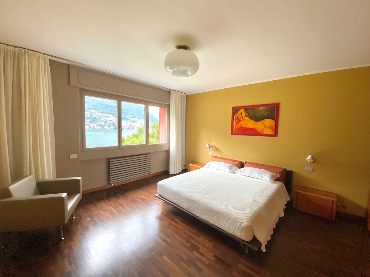 חדר  1  ( בליני ) נוף לאגם עלית 