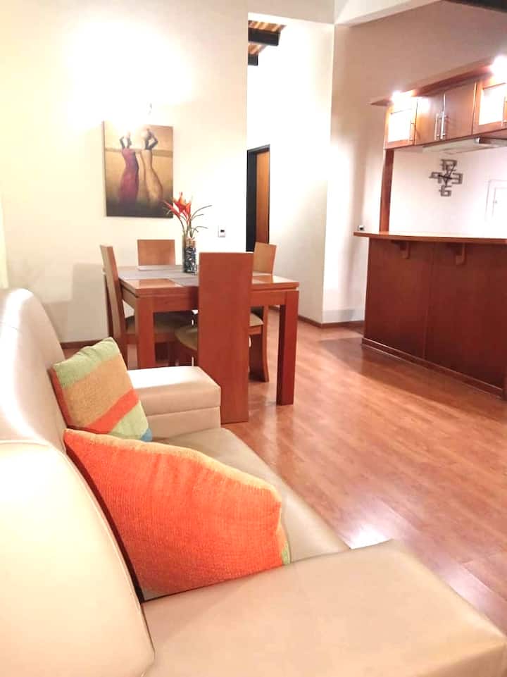 Espaciosa Casa En Villa Roca - Venezuela