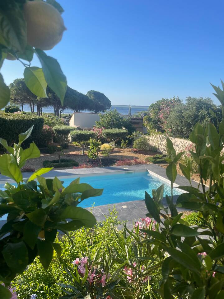 Gîte Neuf, Vue & Jacuzzi - Narbonne
